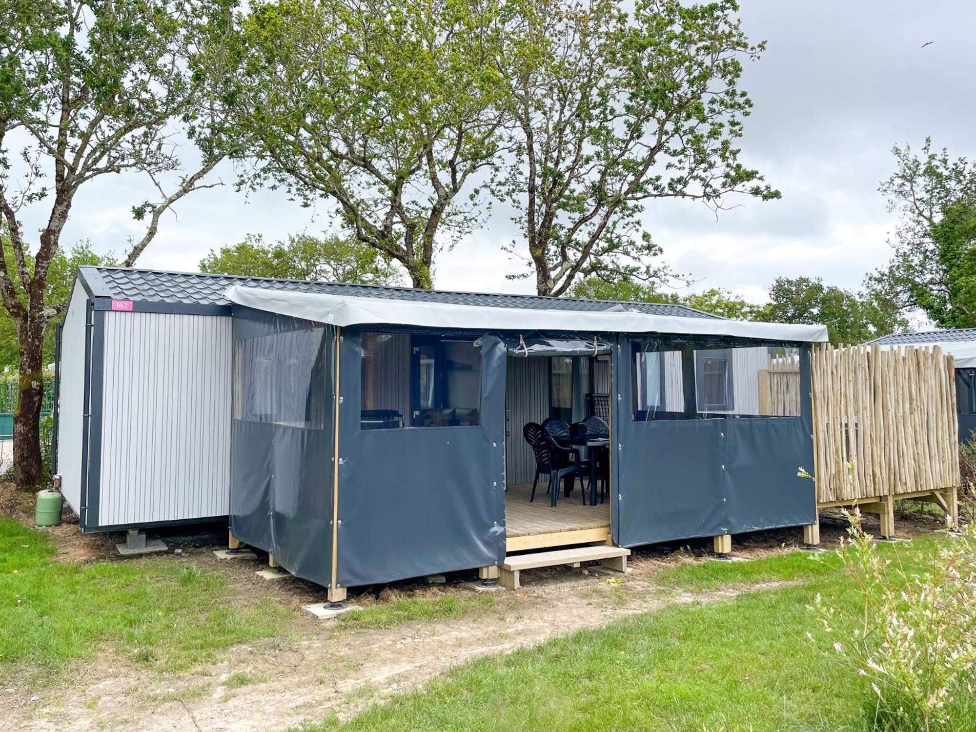 Camping Les Brillas Les Moutiers Exterior foto